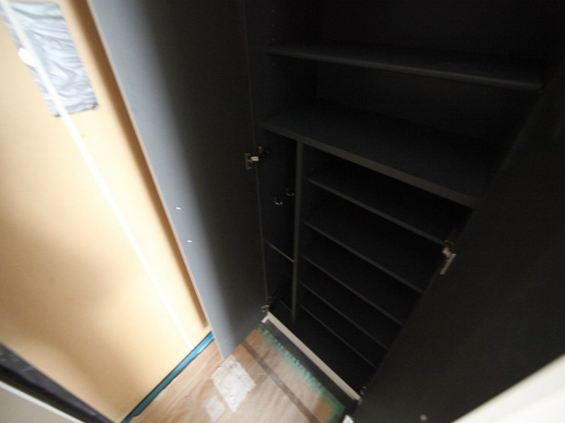 玄関　玄関　シューズボックス付（収納充実してます）