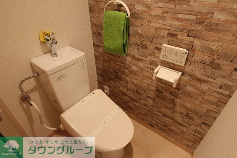 トイレ　モデルルーム写真（家具や小物等は付属致しません）