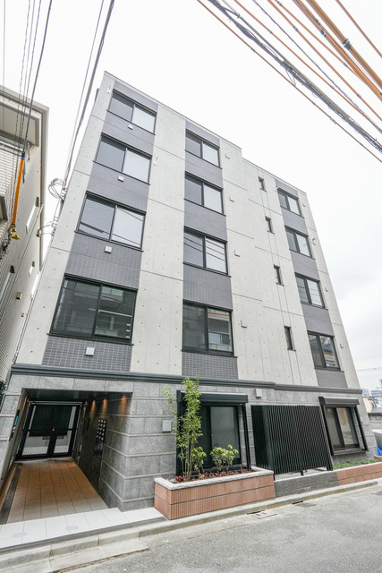 建物外観　建築中の写真です