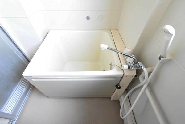 バス・シャワールーム　ビレッジハウスの同一物件・同一タイプの間取りの写真です