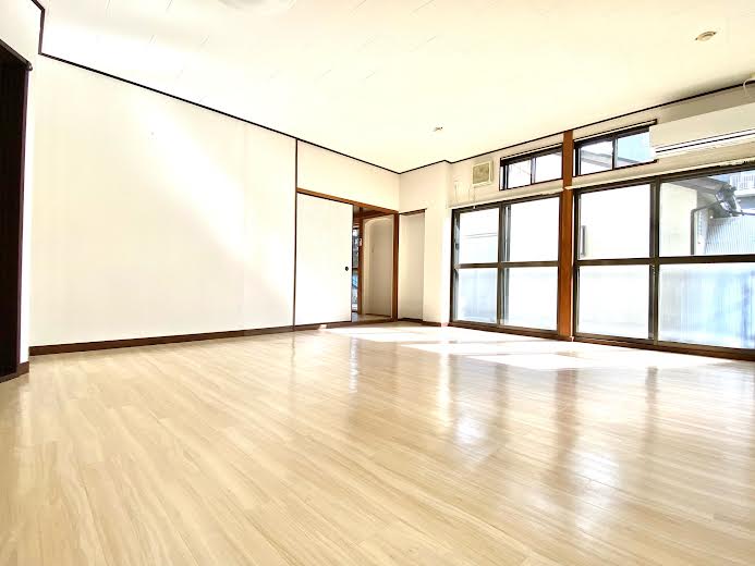 居室・リビング　おしゃれな居間です