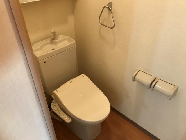 トイレ　シャワー付トイレ