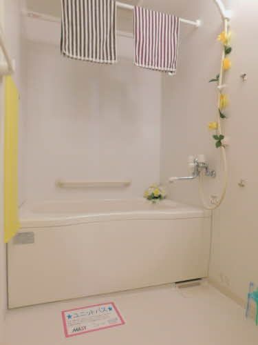 バス・シャワールーム　浴室