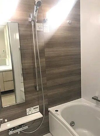 バス・シャワールーム　バス