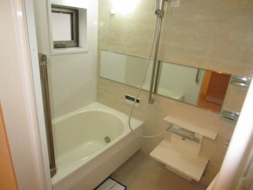 バス・シャワールーム