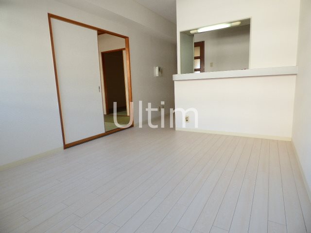 居室・リビング　別部屋のお写真です。ご参考までに！