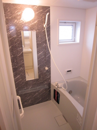 バス・シャワールーム　きれいなお風呂です