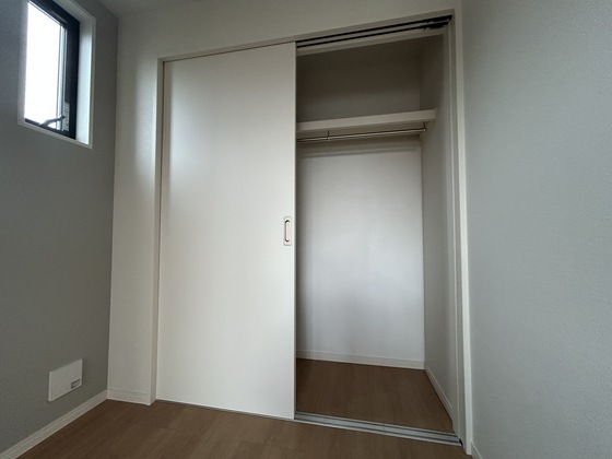 収納　※別部屋の写真です