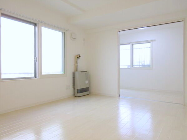 居室・リビング　きれいなリビング♪