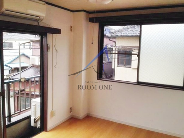 居室・リビング　洋室のお部屋です。