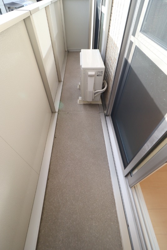 バルコニー　図面と現状に相違がある場合には現状を優先