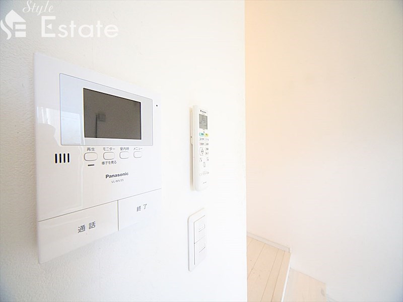 セキュリティ　モニター付きインターホン