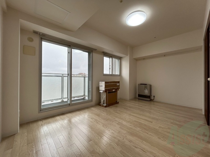 居室・リビング　広くてきれいなリビングです！快適に過ごせそうですね。