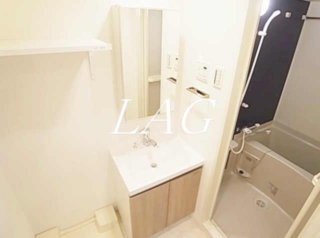 洗面設備　独立洗面台です。