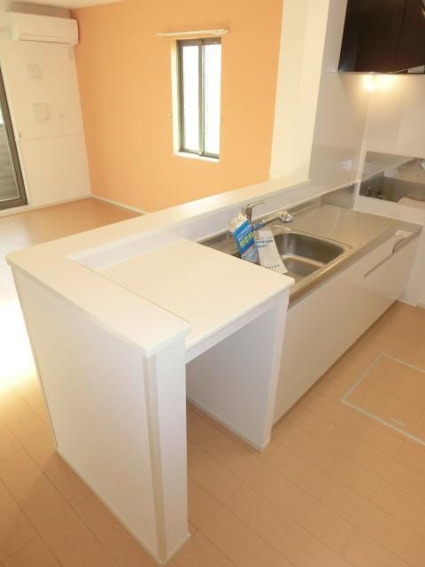 キッチン　嬉しいカウンターキッチン