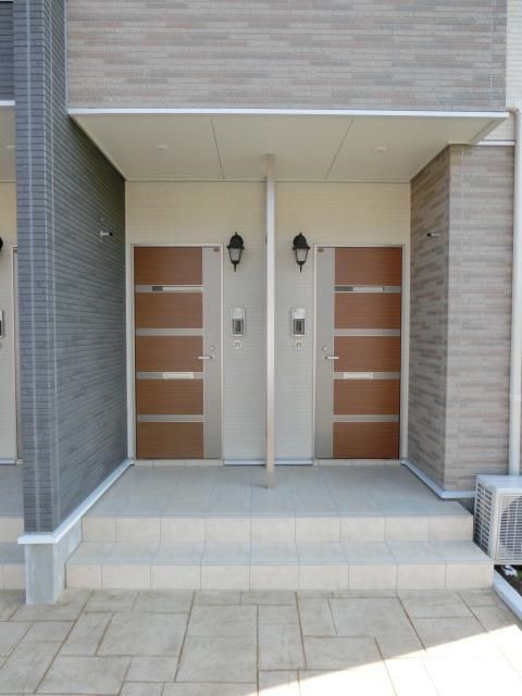 建物外観　エントランス