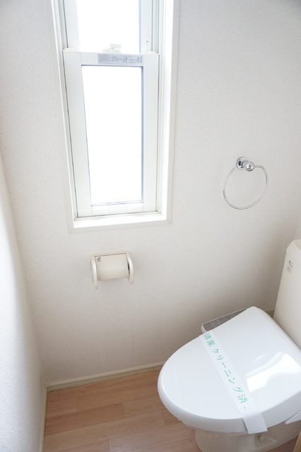 トイレ　洗浄便座※同タイプ参考写真