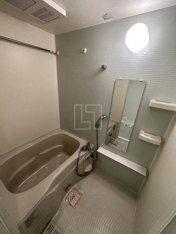 バス・シャワールーム　La Douceur谷町（ラ・ドゥセール谷町）　浴室