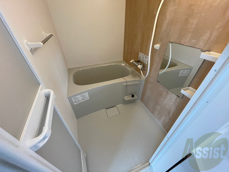 バス・シャワールーム　お風呂になります。一日の疲れを癒してくださいね。