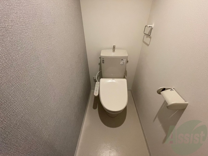 トイレ　ウォシュレット機能がついたトイレ。安心して使用できますね。