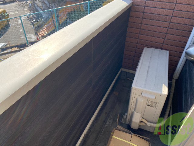 バルコニー　バルコニーがあるので洗濯物は外に干せそうですね。