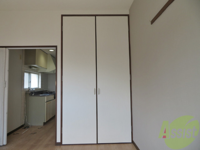 収納　クローゼットがありました。お洋服や荷物はここへ