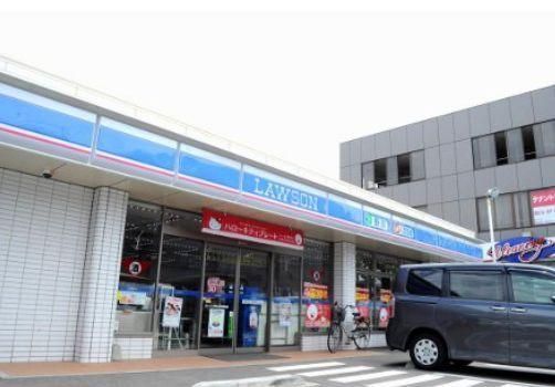 コンビニ　ローソン戸塚町矢沢店（コンビニ）まで653m