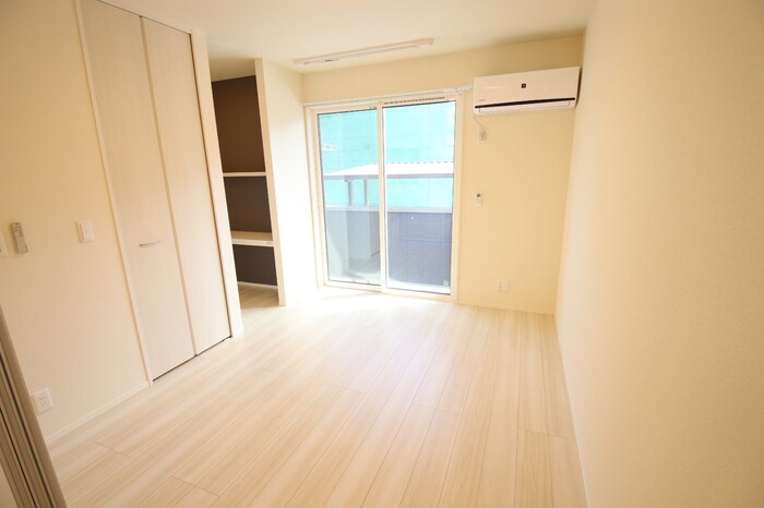 居室・リビング　６．６帖洋室