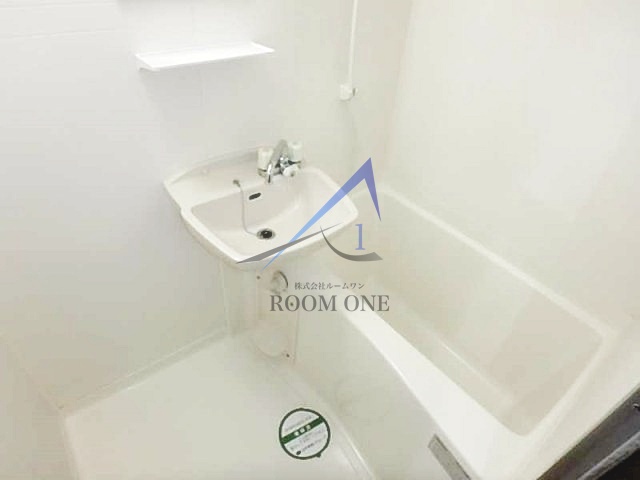 バス・シャワールーム　お風呂です。