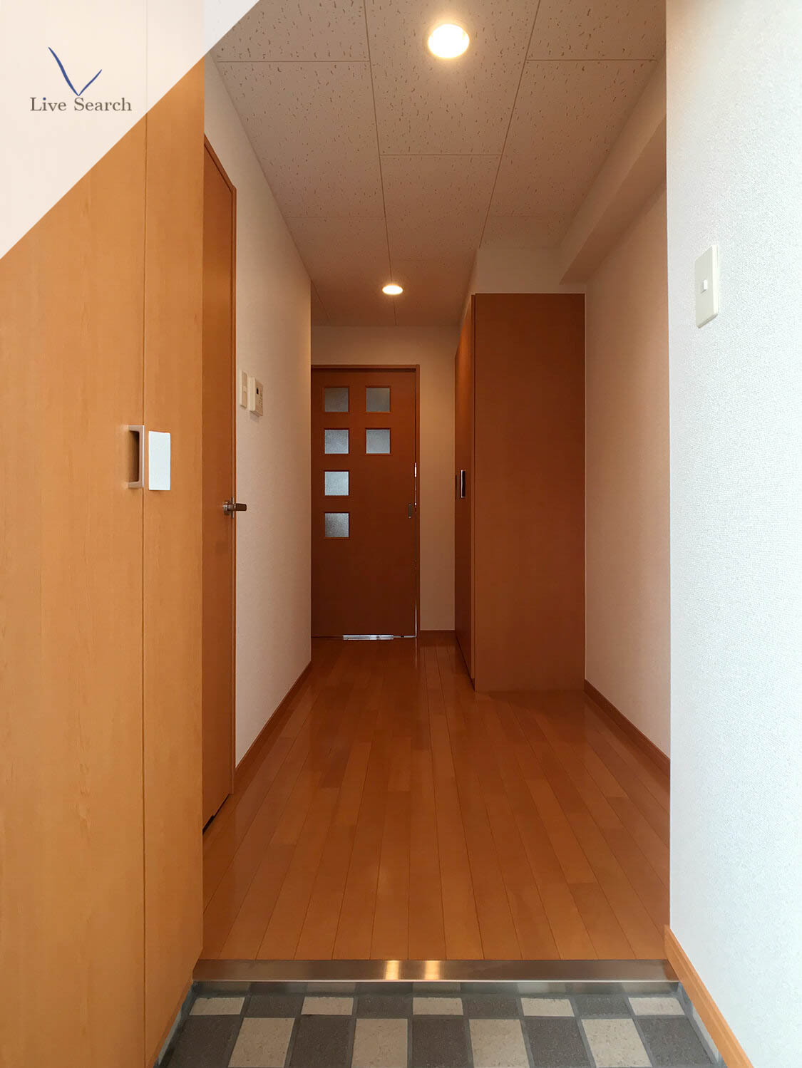 玄関　別室の室内写真となります。