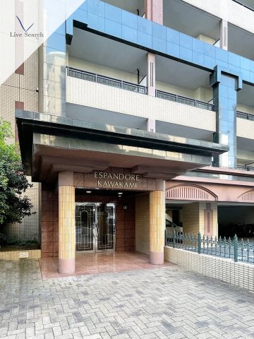 エントランス　ゆとりのあるエントランスです