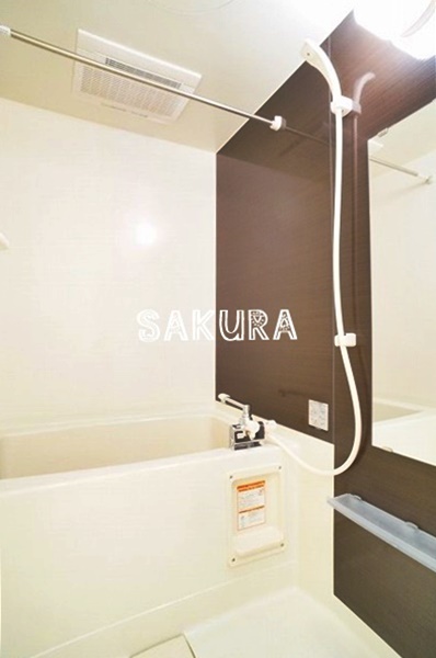 バス・シャワールーム　日々の疲れを癒すお風呂です♪