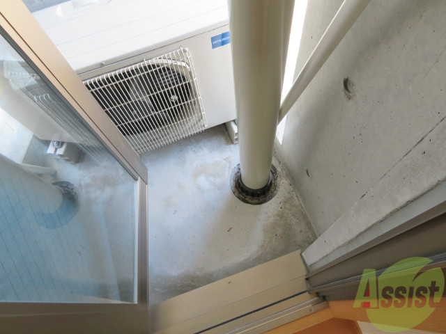 バルコニー　バルコニーです。こちらからも光が入ります。