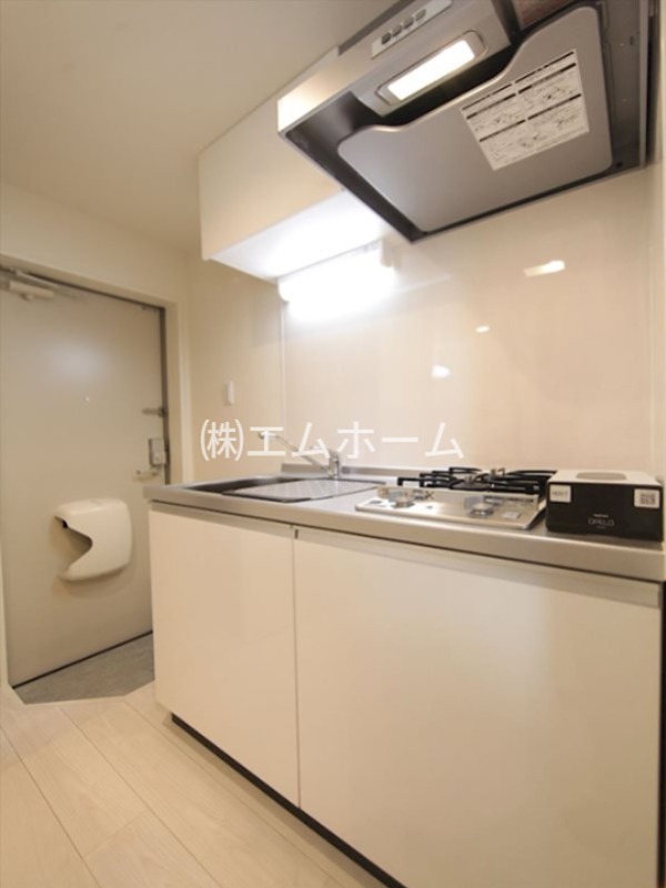 キッチン　システムキッチン（ガス2口コンロ付）