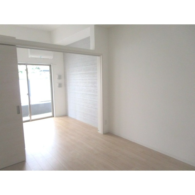 居室・リビング　一人暮らしはここで！