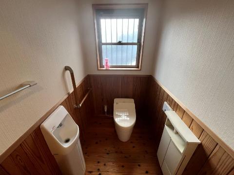 トイレ　トイレ