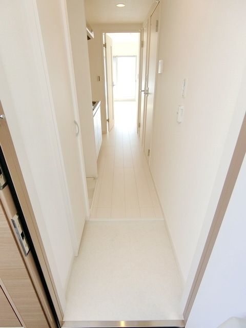 玄関　★お問い合わせはタウンハウジングまで★