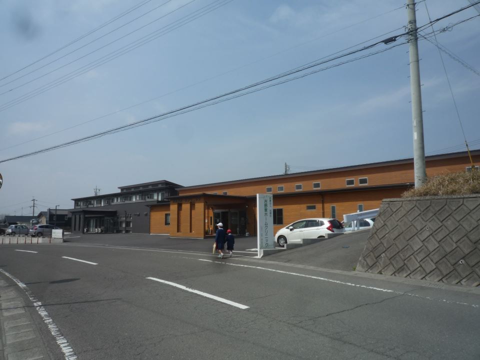 病院　吉野東ホームクリニック（病院）まで420m