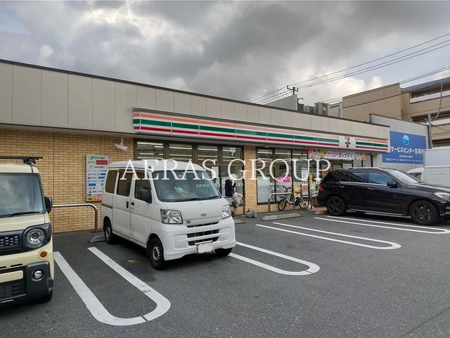コンビニ　セブン-イレブン 武蔵野成蹊通り店（コンビニ）まで128m