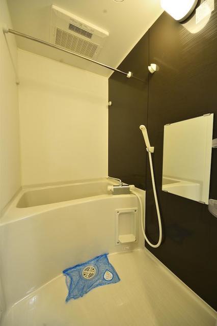バス・シャワールーム　バスルーム