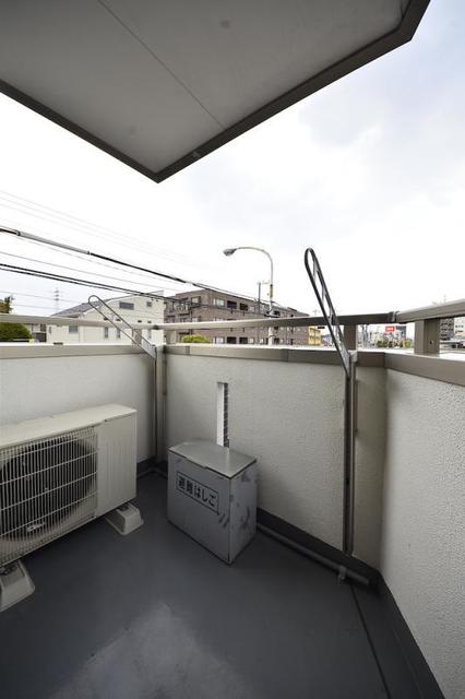 バルコニー　バルコニーあります