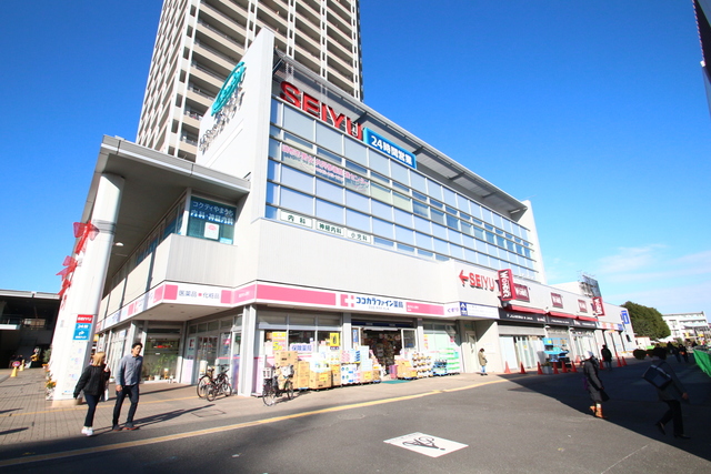 スーパー　西友国領店（スーパー）まで565m