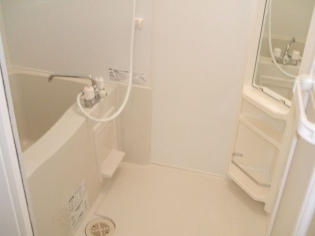 バス・シャワールーム　浴室乾燥機付き