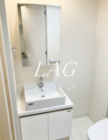 洗面設備　洗面台です。