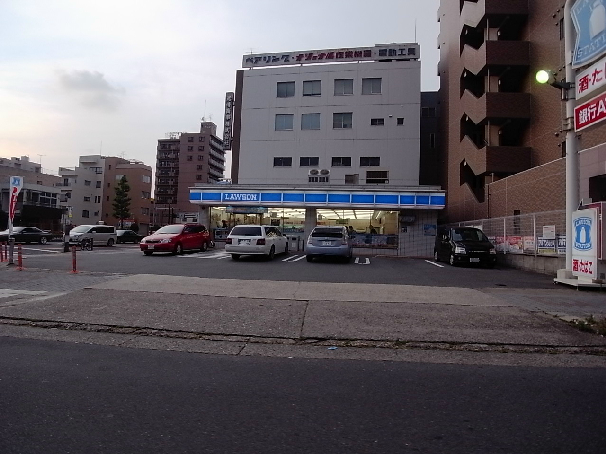 コンビニ　ローソン 中区下前津店（コンビニ）まで9m