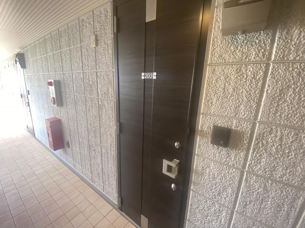 玄関　別部屋参照