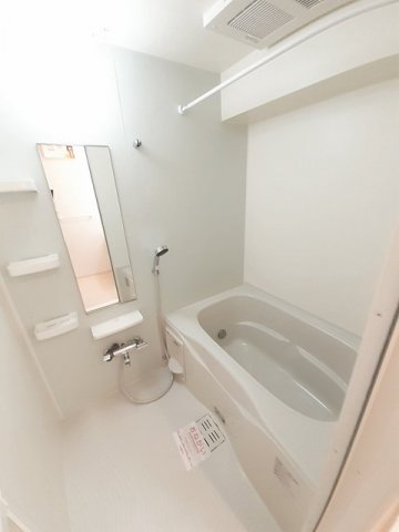 バス・シャワールーム　ゆったり過ごせるお風呂です