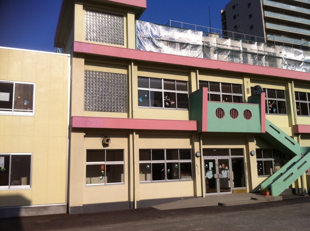 幼稚園・保育園　本町幼稚園（幼稚園・保育園）まで451m