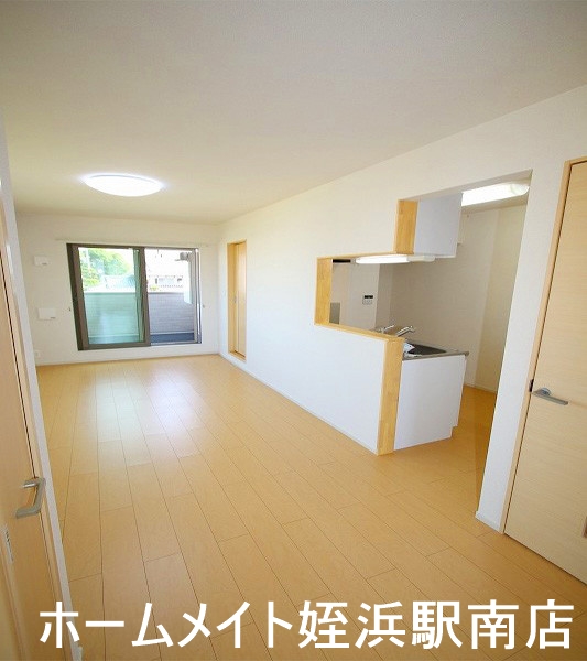 居室・リビング　★築浅で綺麗な室内♪★同シリーズ参考写真