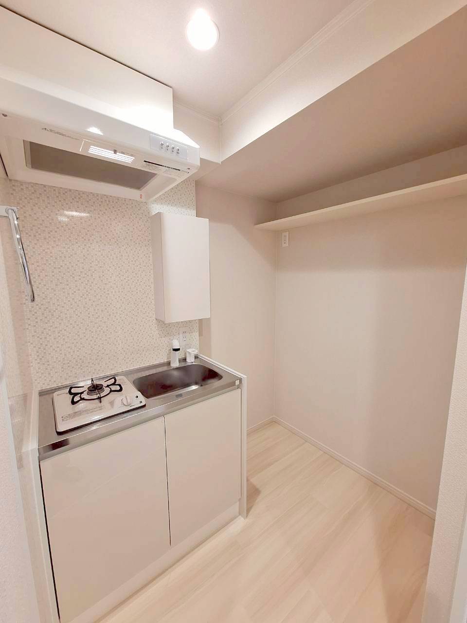 キッチン　※リノベーション前の写真です